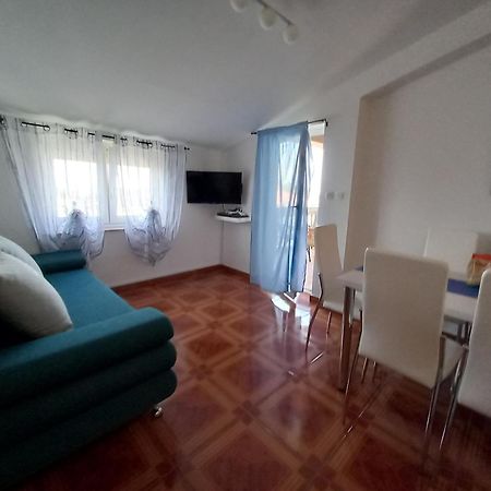 Apartmani Ivana Senj Сен Стая снимка