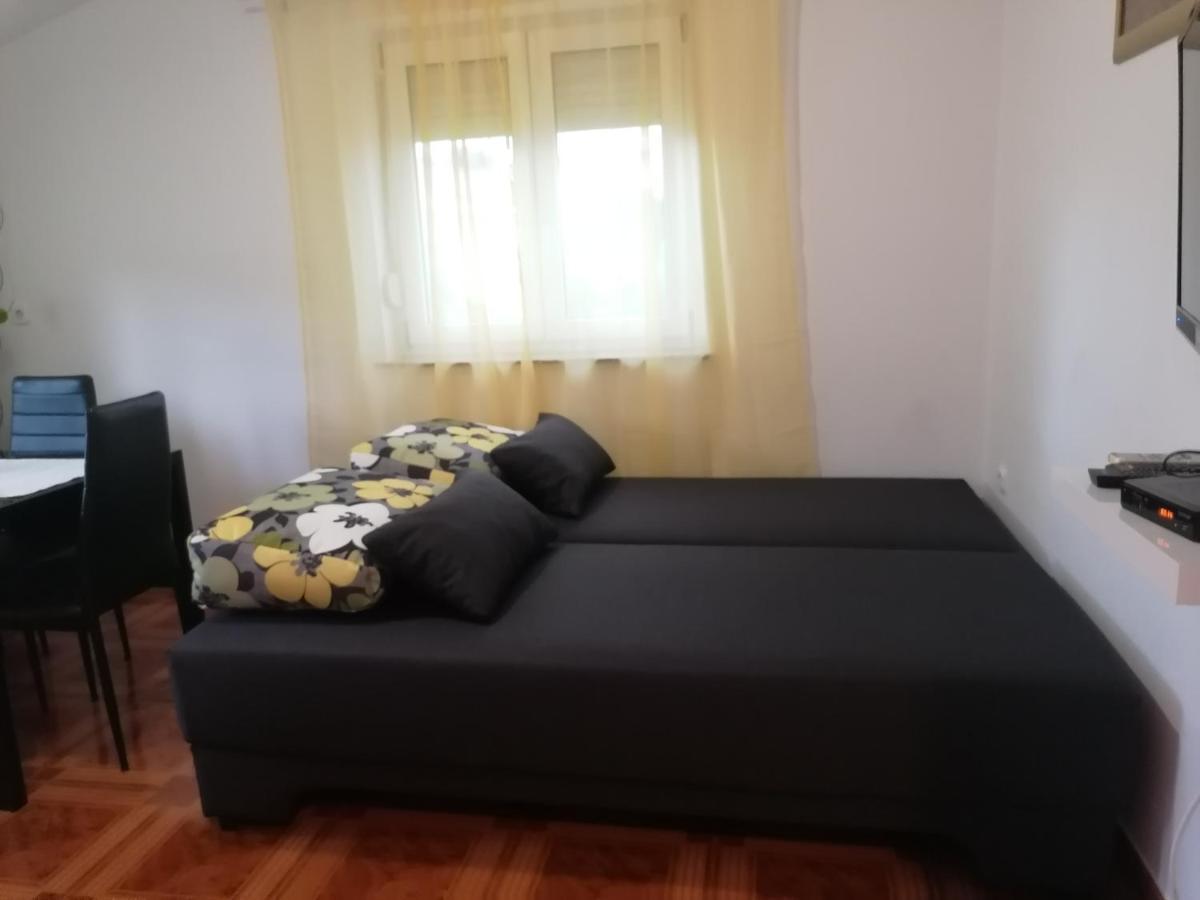 Apartmani Ivana Senj Сен Екстериор снимка