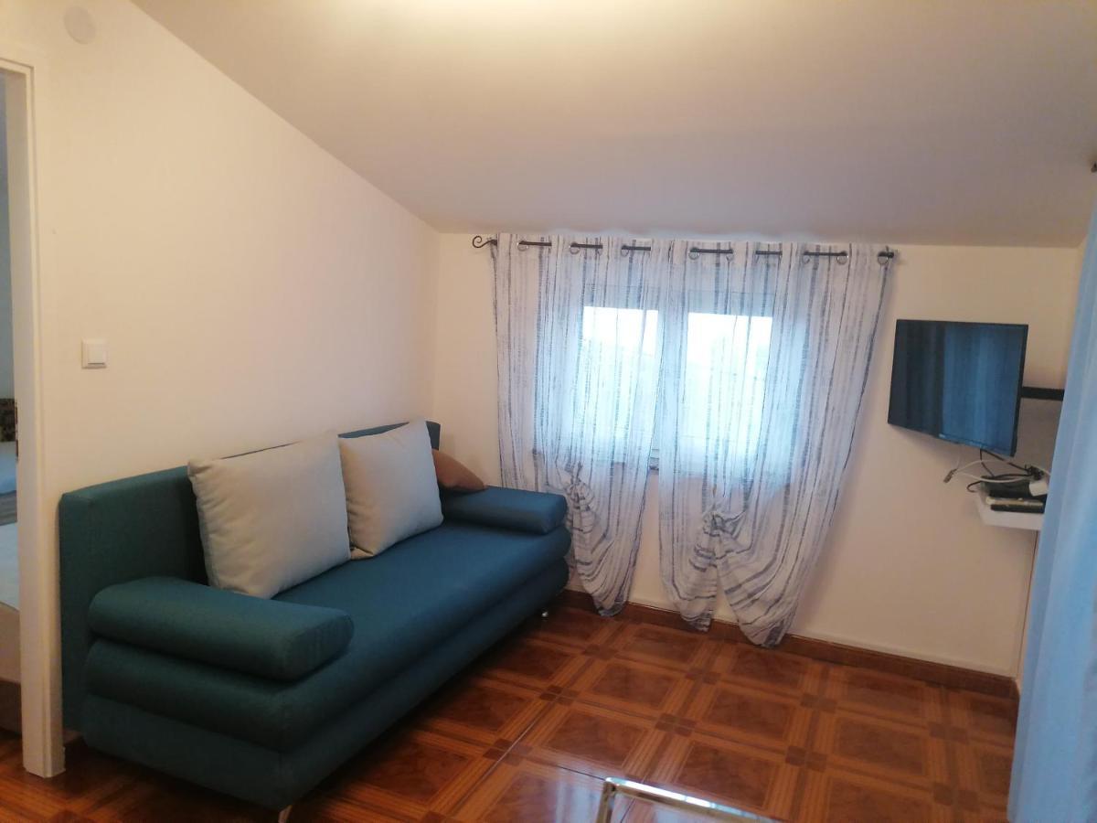 Apartmani Ivana Senj Сен Екстериор снимка