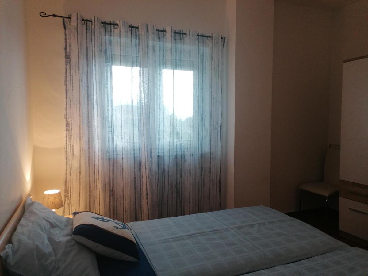 Apartmani Ivana Senj Сен Екстериор снимка