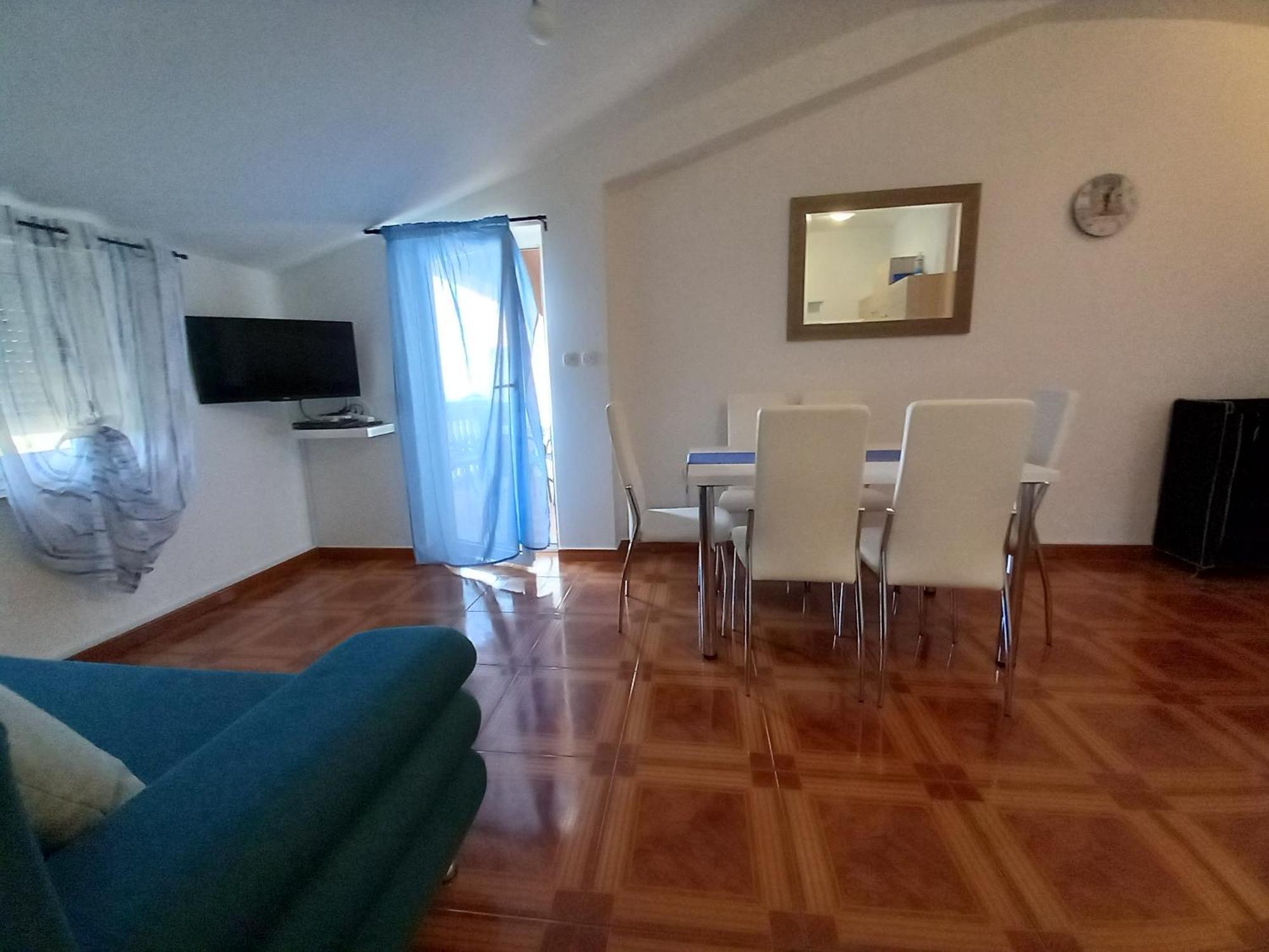 Apartmani Ivana Senj Сен Стая снимка