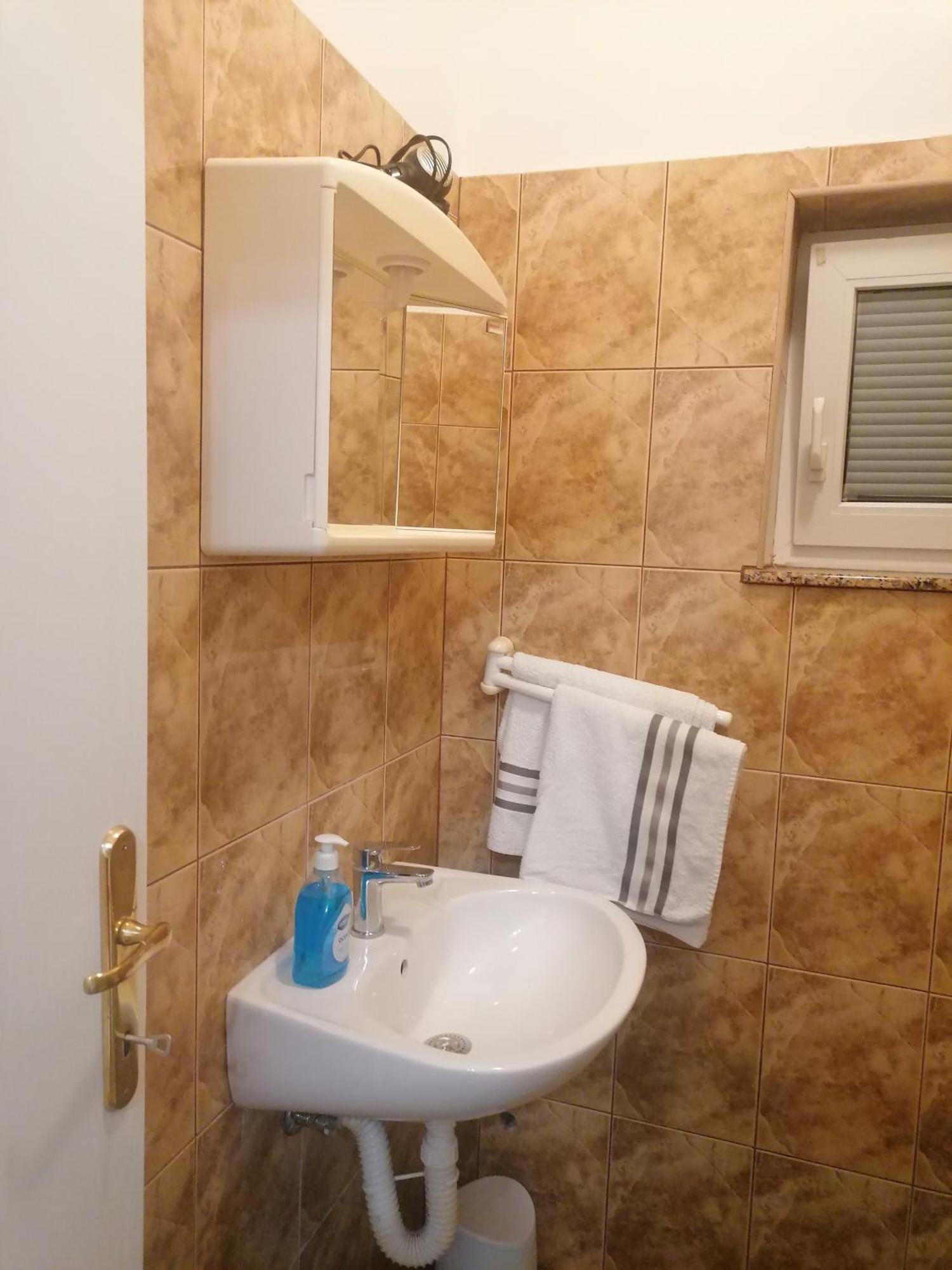 Apartmani Ivana Senj Сен Стая снимка